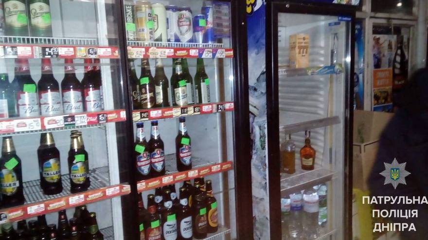 борьба с незаконной торговлей спиртным, фото полиции