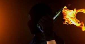 коктейль Молотова, фото из открытых источников