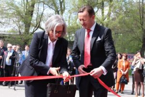 В Днепропетровске открылось почетное консульство Австрии. Фото: Facebook/Борис Филатов