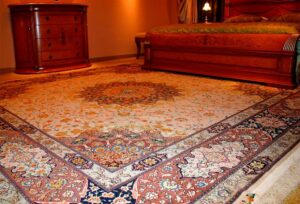 ковер на полу, фото из открытых источников
