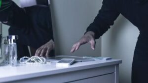 В Украине изменилась сумма кражи, за которую наступает уголовная ответственность