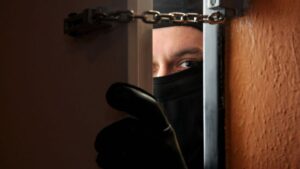 ограбить квартиру, фото из открытых источников