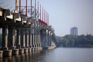 мост