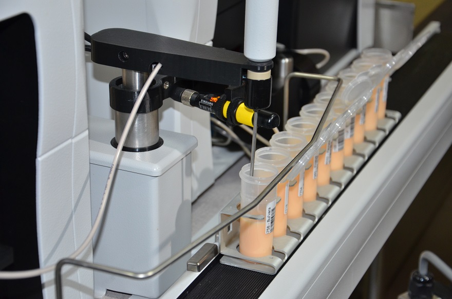 На Днепропетровщине открыли уникальную молочную лабораторию