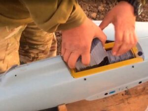 НАШИ самолеты сбросили над оккупированным КРЫМОМ тысячи листовок с напоминанием об УКРАИНЕ
