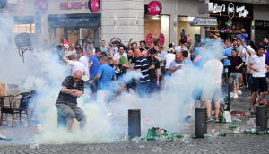 Фанаты &quot;Боруссии&quot; избили болельщиков &quot;Лейпцига&quot;