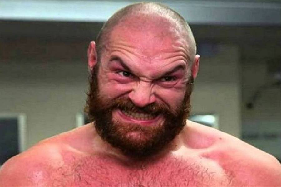 Фьюри отказался от двух чемпионских поясов