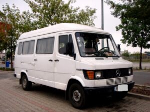 «Mercedes-Benz 209», фото из открытых источников