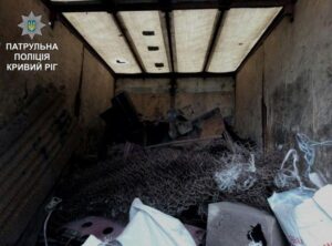 В Днепре полицейские обнаружили незаконную металлоприемку