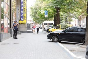 За п’ять місяців водії Дніпра сплатили понад 2 млн грн штрафів за неправильне паркування