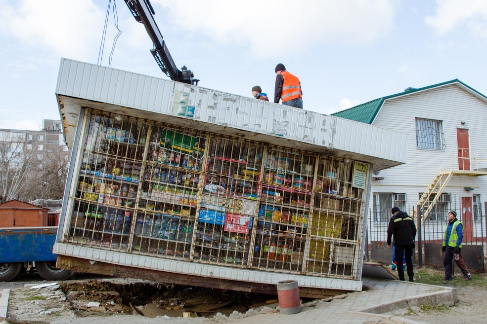 В Днепре продолжают бороться с &quot;наливайками&quot;