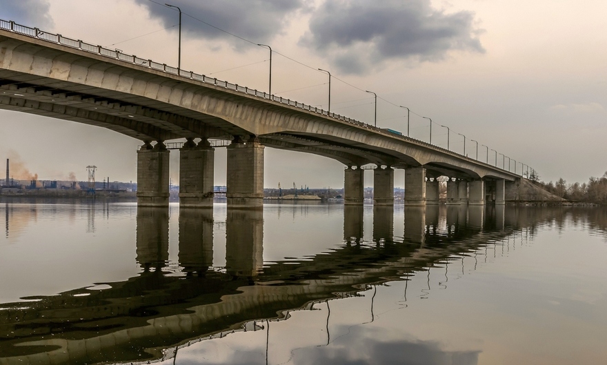 Кайдакский мост в Днепре, фото a.gorod.dp.ua