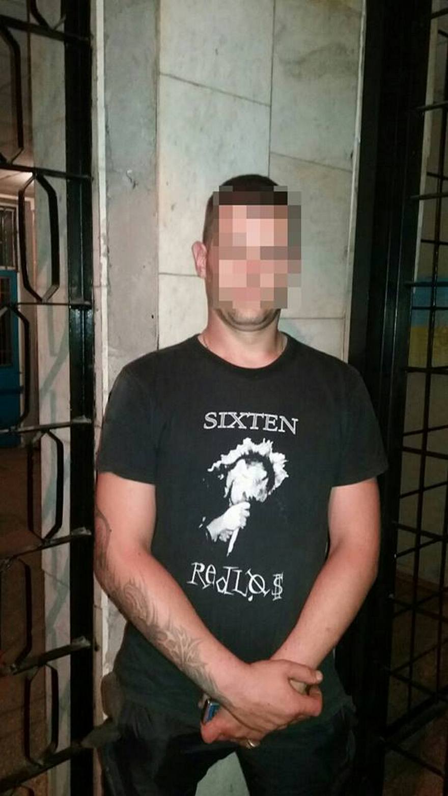 задержание подозрительных мужчин