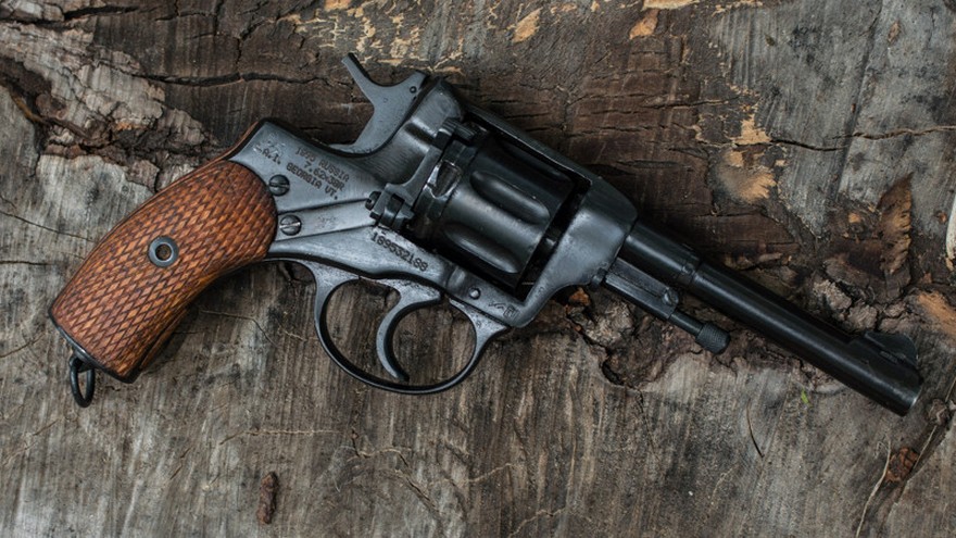 наган, фото из открытых источников