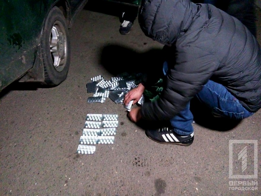 фото http://1tv.kr.ua, задержание наркоторговцев