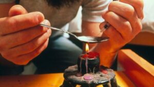 изготавливать наркотики дома, фото из открытых источников