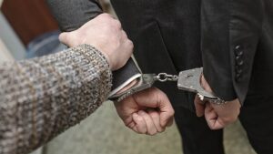 Коррупция: в Днепре директора предприятия взяли под стражу