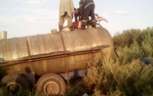 мужчина тонул в навозе, фото павлоград.dp.ua