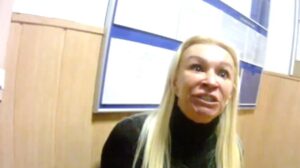 neadekvatnaya_blondinka