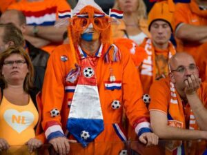 netherlands-fans-soccer-9
