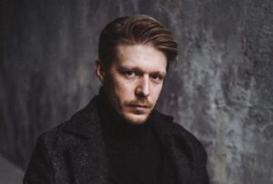 Сына Михаила Ефремова сексуально домогался мужчина: подробности