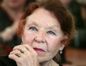 Нина Ургант