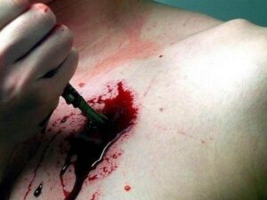 нож в сердце, фото http://s.qguys.com