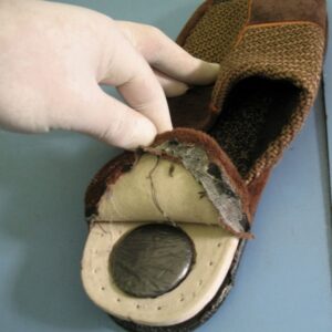 тайник в обуви, фото из открытых источников