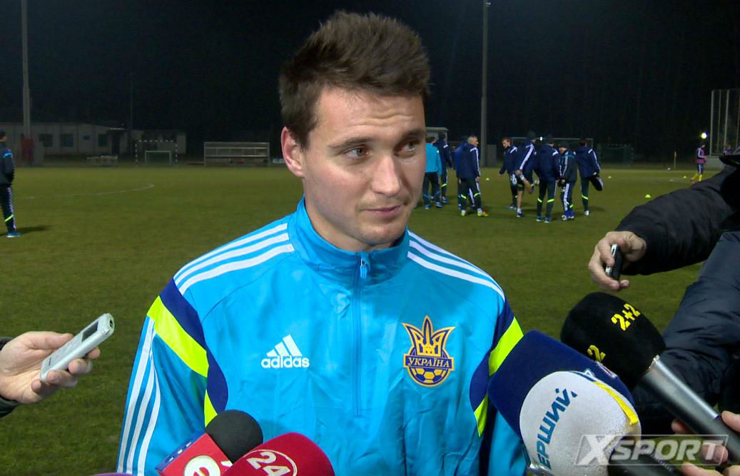 Денис Олейник