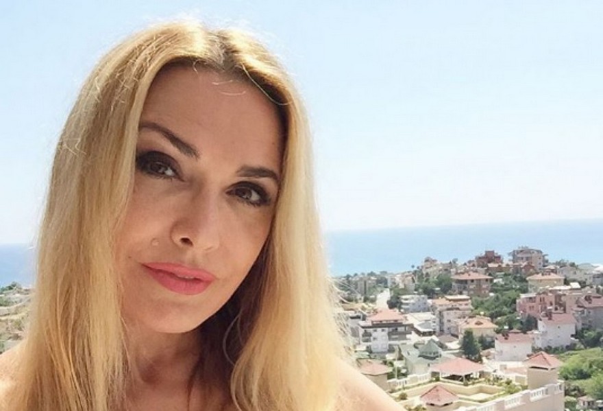 Ольга Сумская в ретро-образе очаровала поклонников