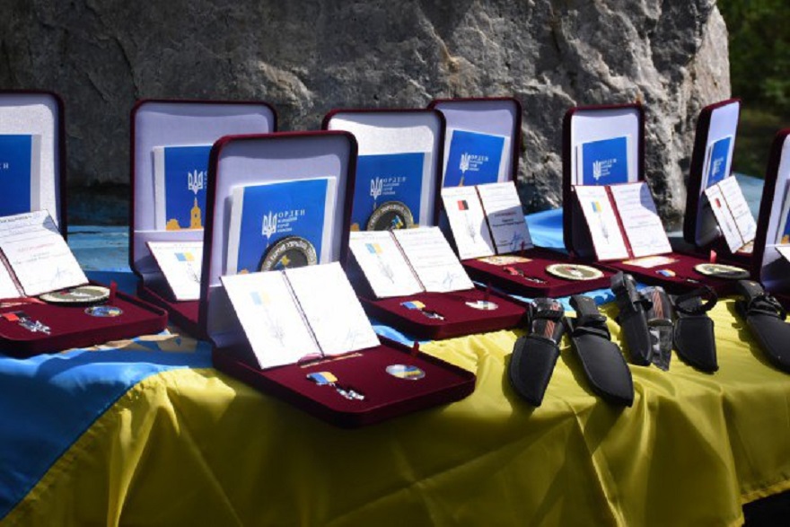 Орденами &quot;Народного героя Украины&quot; наградили добровольцев из Днепропетровщины (список)