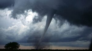 orig-1505687241_smerch_groza_0_3a33e74c1d4cd83f1fa38bf143fa8974