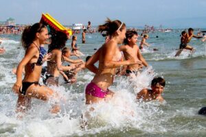 отдых детей, фото из открытых источников