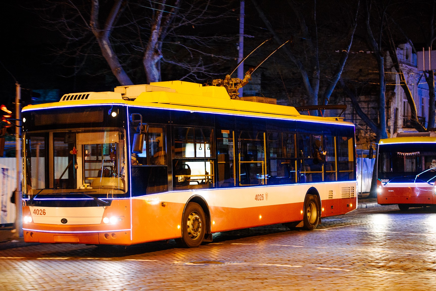 parad-trolleybusov-3