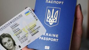 Украинцы массово теряют паспорта: как этим пользуются мошенники