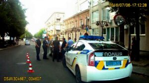 фото 056.ua, задержание полицейского