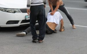 избить пешехода, фото из открытых источников