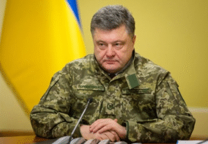 petro_poroshenko_military