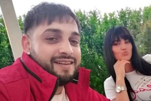 Румынский певец погиб во время прямого эфира