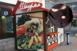 В Днепре грабители избили женщину и ограбили киоск