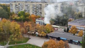 В Днепре на Победе загорелись кисоки