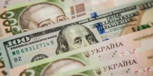 Доллар резко подешевел: курс валют на 3 декабря