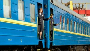 “Укрзализныця” возобновляет курсирование еще одного поезда