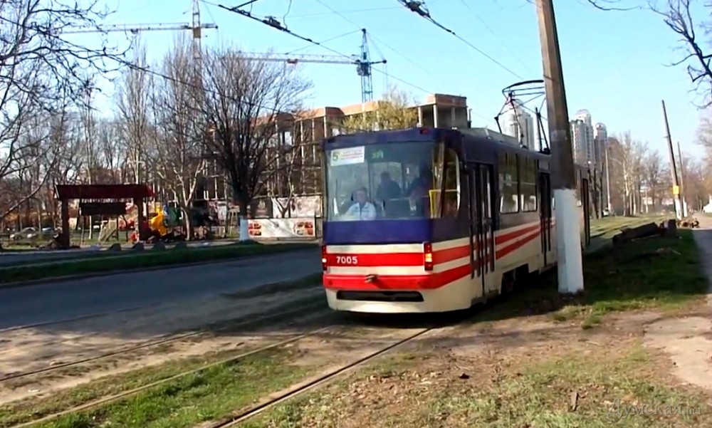 picturepicture_9975720387167_71690