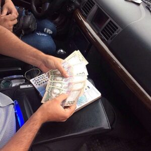 В Днепре полицейские поймали начальника одной из пожарно-спасательных частей