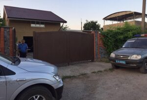 В Днепре во дворе частного дома прогремел взрыв