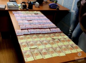 фото ГУНП, задержание на взятке