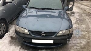 фото ГУНП, подозрительные автомобили