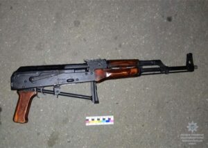 фото ГУНП, джип с оружием