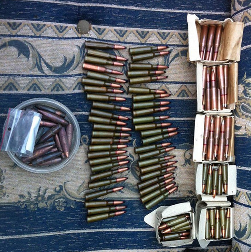 военный арсенал у мужчины, фото ГУНП